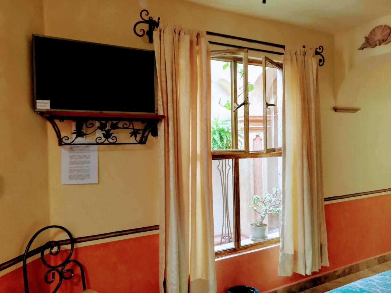Hotel Posada Maria Bonita Bernal Esterno foto